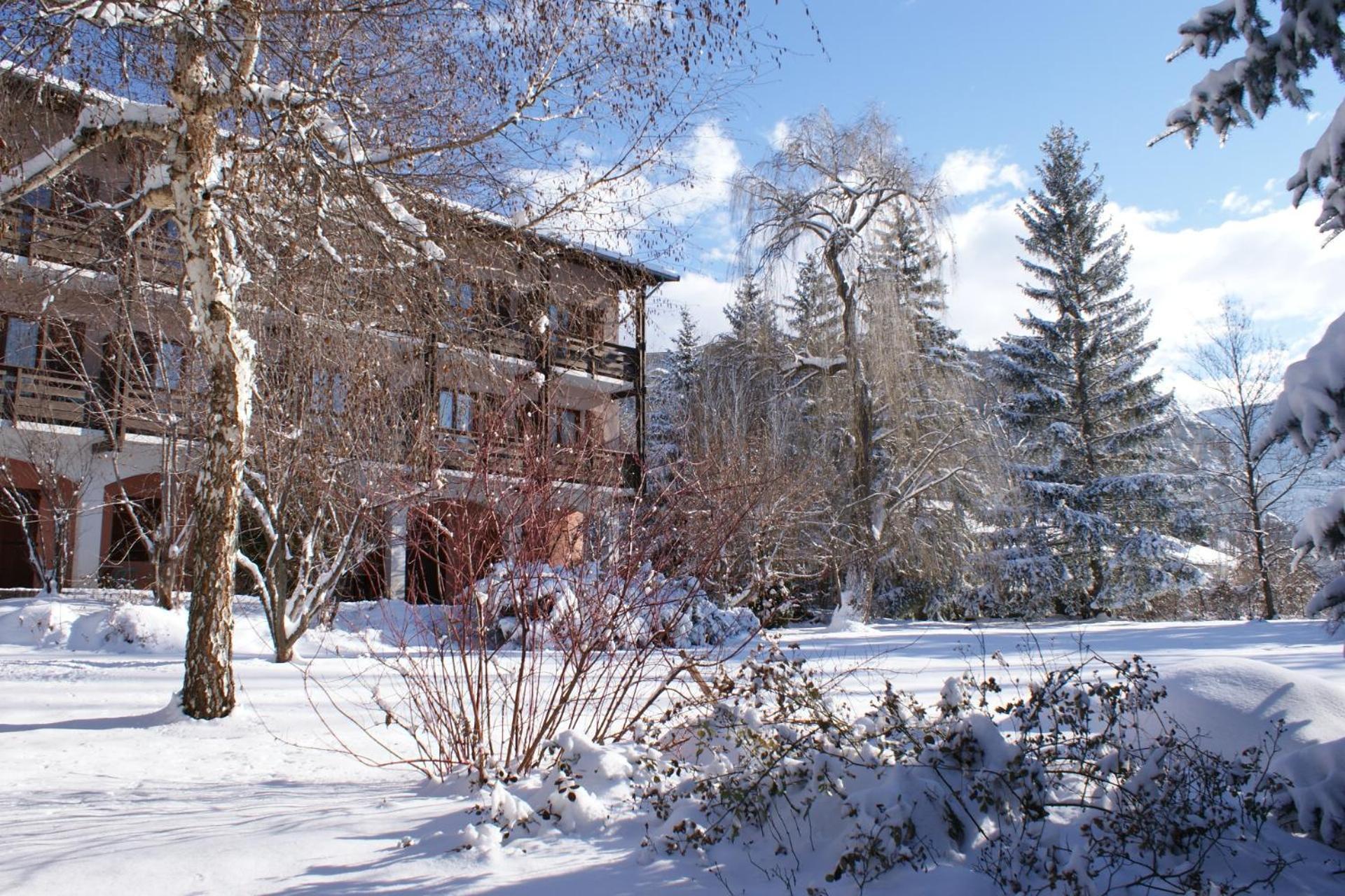 Hotel De La Gare Eygliers Eksteriør bilde