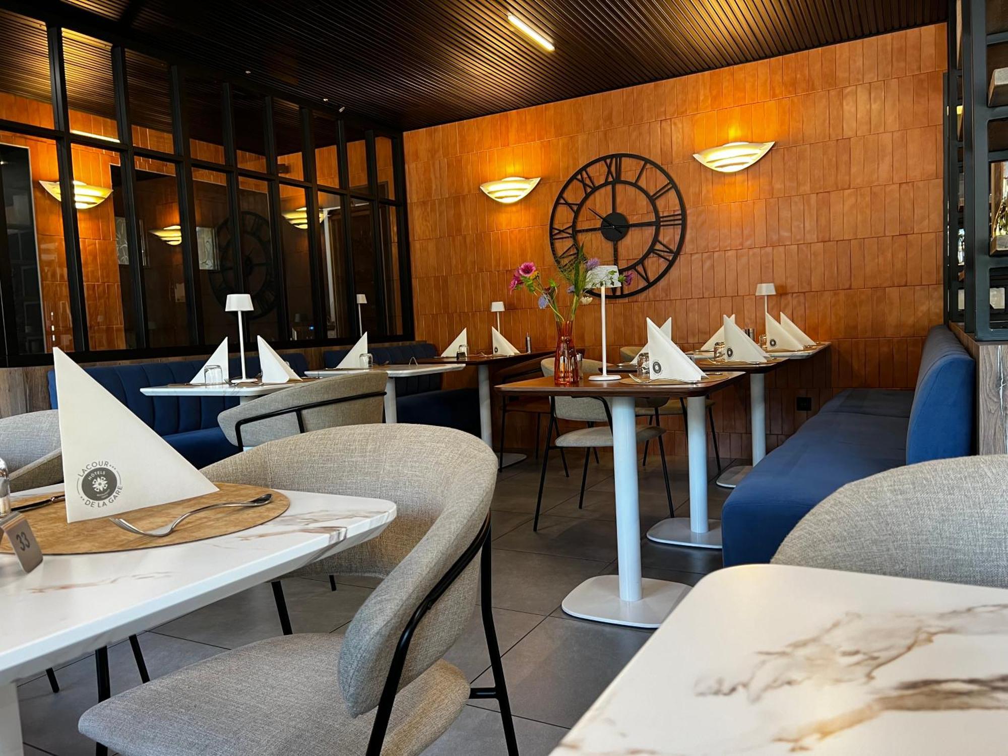 Hotel De La Gare Eygliers Eksteriør bilde